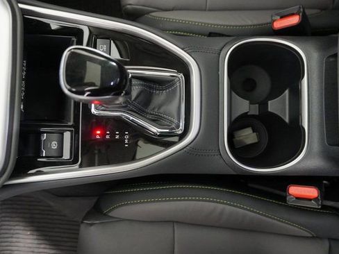 Certified 2025 Subaru Outback Onyx Edition XT image 30