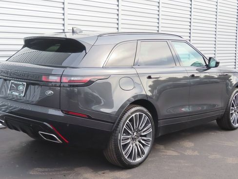 Used 2023 Land Rover Range Rover Velar R-Dynamic S image 14