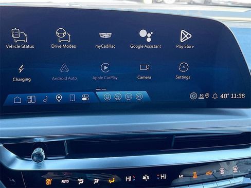 New 2026 Cadillac Lyriq Luxury image 14