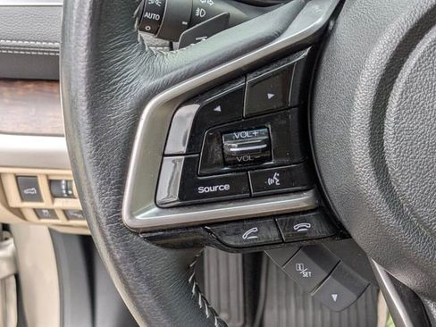 Used 2018 Subaru Outback 3.6R Limited image 19