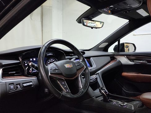 Used 2022 Cadillac XT5 Premium Luxury w/ Technology Package image 13