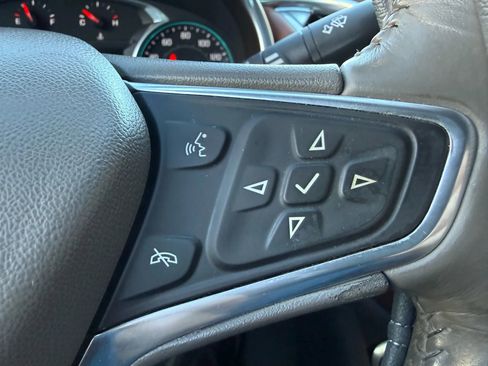 Used 2016 Chevrolet Malibu LT w/ Leather Package image 16