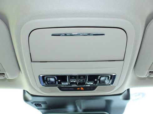 Used 2023 Lincoln Corsair AWD w/ Equipment Group 101A image 26