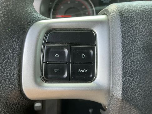 Used 2014 Dodge Charger SE image 19