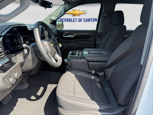 Used 2026 Chevrolet Silverado 1500 LT RWD image 9