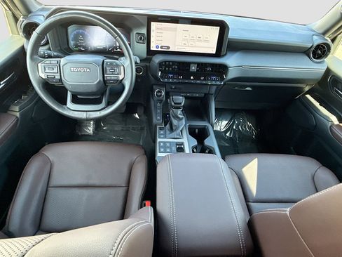 Used 2024 Toyota Land Cruiser image 16