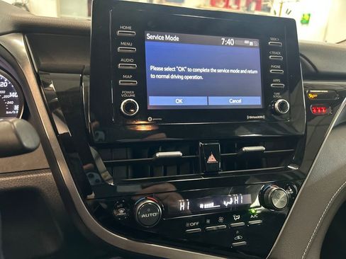 Certified 2023 Toyota Camry SE image 18