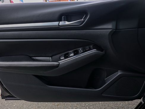 Used 2023 Nissan Altima 2.5 SV image 22