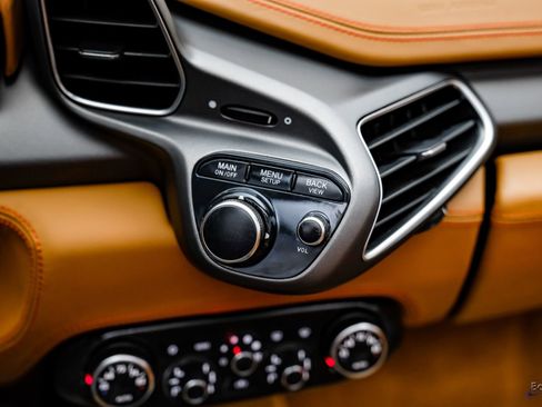 Used 2013 Ferrari 458 Spider image 88