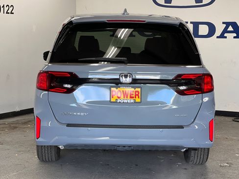 New 2026 Honda Odyssey Elite image 4