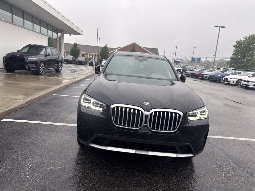 Used 2024 BMW X3 xDrive30i w/ Convenience Package AWD/4WD image 2