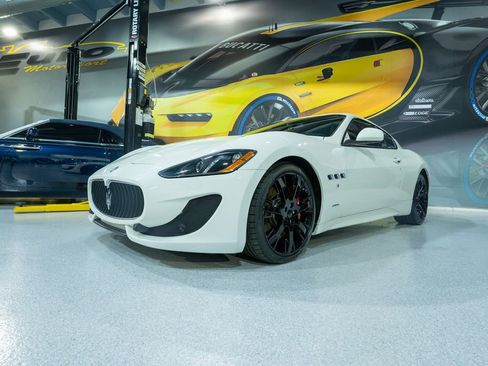 Used 2014 Maserati GranTurismo Sport RWD image 3