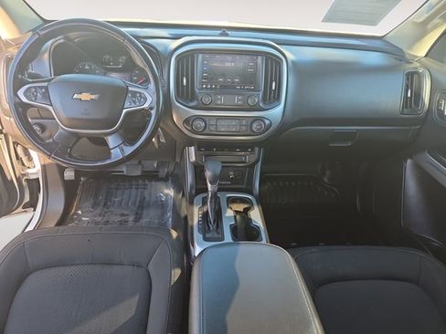 Used 2022 Chevrolet Colorado LT w/ Fleet Safety Package image 10