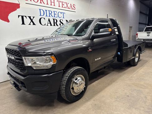 Used 2022 RAM 3500 Tradesman image 11