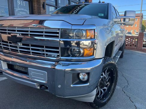 Used 2015 Chevrolet Silverado 2500 LTZ w/ Duramax Plus Package image 4