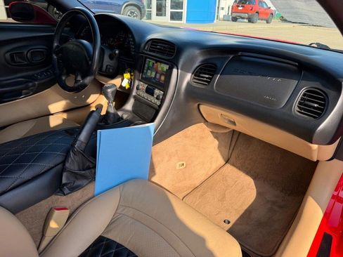 Used 2003 Chevrolet Corvette Convertible w/ Preferred Equipment Group1 RWD image 6