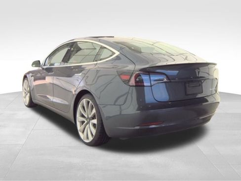 Used 2020 Tesla Model 3 Performance image 7