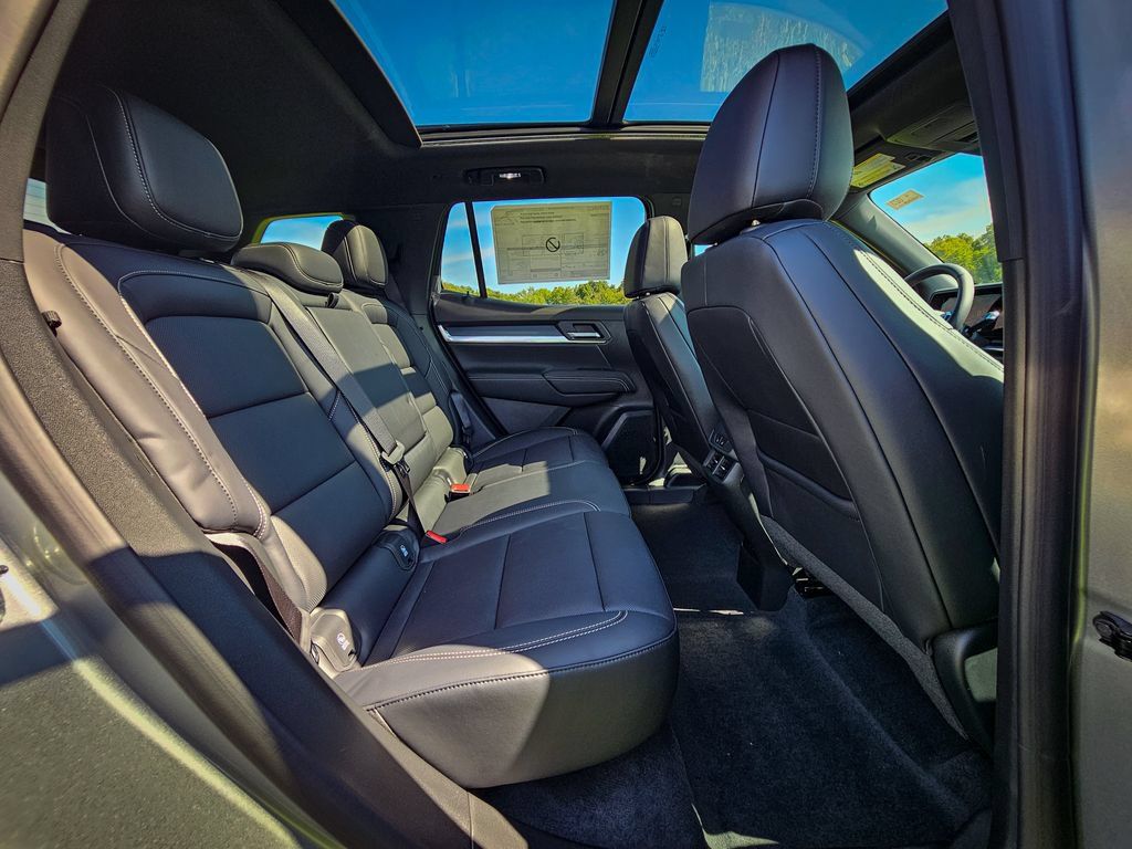 New 2027 GMC Terrain Elevation w/ Elevation Premium Package AWD/4WD image 39