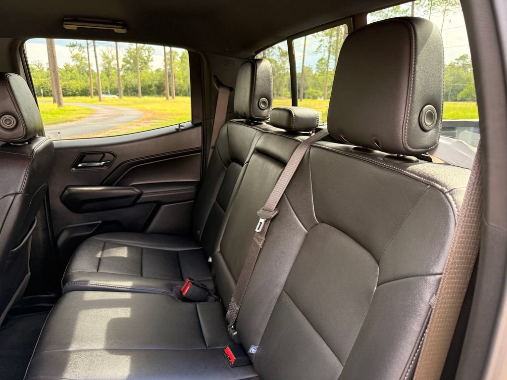 New 2025 Chevrolet Colorado LT w/ LT Convenience Package AWD/4WD image 27