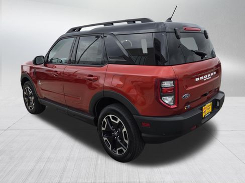 Certified 2023 Ford Bronco Sport Outer Banks w/ Tech Package AWD/4WD image 5