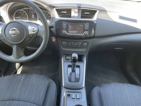 Used 2017 Nissan Sentra SV w/ Style Package image 13