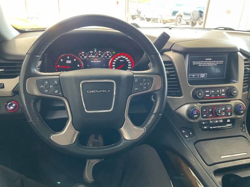 Used 2016 GMC Yukon Denali w/ Open Road Package image 39