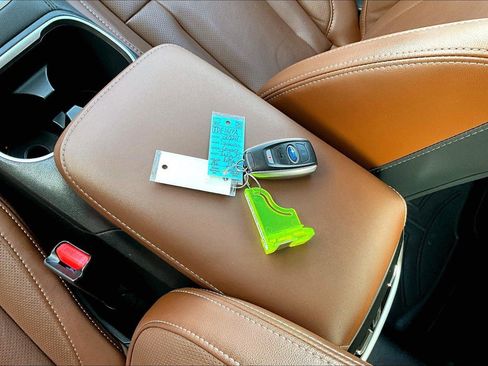 Used 2024 Subaru Legacy Touring XT image 11