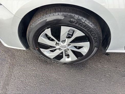 Used 2024 Nissan Altima 2.5 S image 44