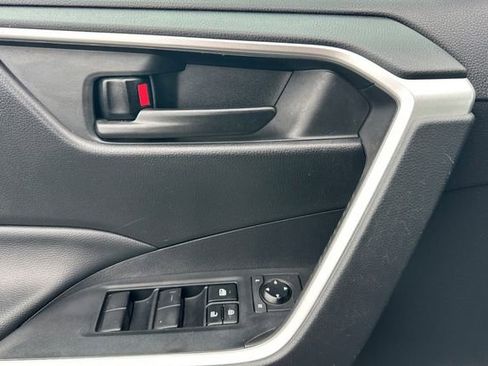 Certified 2023 Toyota RAV4 LE AWD/4WD image 14
