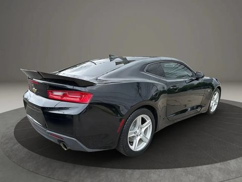 Used 2017 Chevrolet Camaro LS RWD image 5