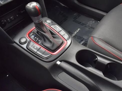 Used 2019 Hyundai Kona Ultimate AWD/4WD image 25