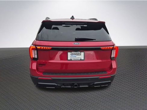 New 2026 Ford Explorer ST-Line image 6