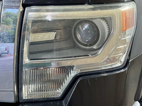 Used 2014 Ford F150 Lariat w/ Equipment Group 502A Luxury AWD/4WD image 34