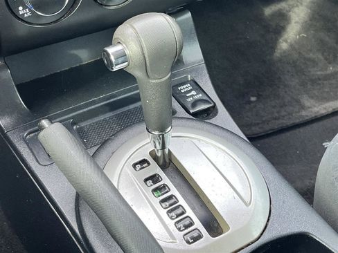 Used 2006 Mitsubishi Galant SE FWD image 21