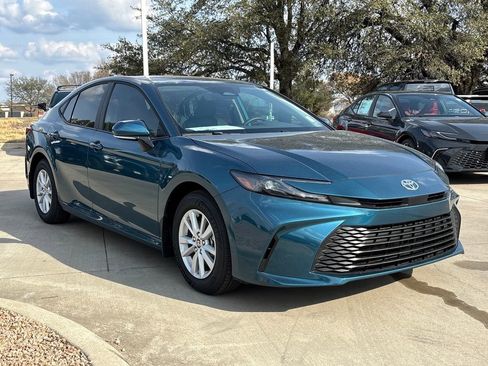 New 2026 Toyota Camry LE w/ Convenience Package image 5