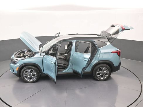 Used 2024 Kia Seltos S FWD image 63