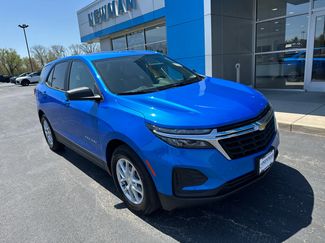 Used 2024 Chevrolet Equinox LS w/ LS Convenience Package image 1