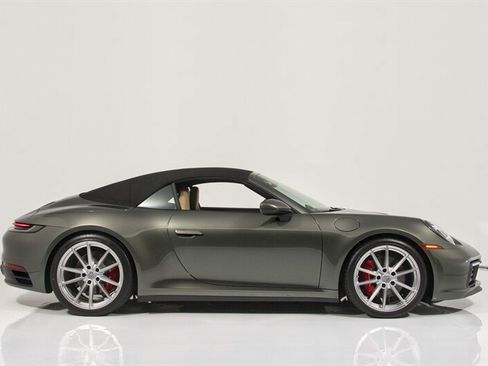 Used 2020 Porsche 911 Carrera S image 12