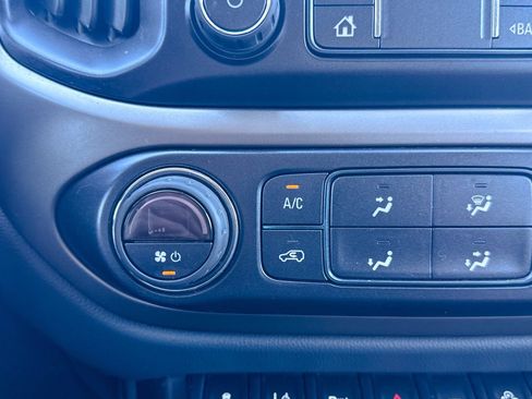 Certified 2022 Chevrolet Colorado Z71 w/ Safety Package image 32