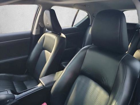 Used 2012 Lexus CT 200h Premium image 13