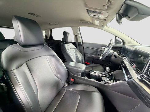 Used 2023 Kia Sportage EX FWD image 30