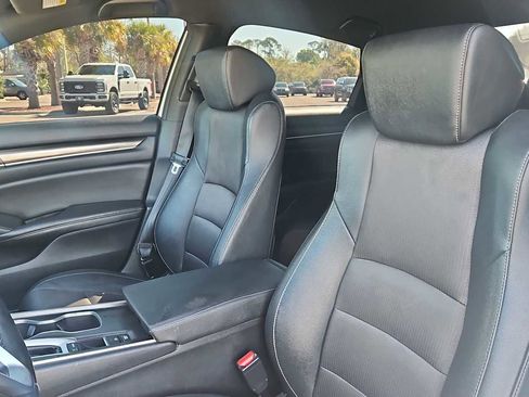 Used 2019 Honda Accord Sport image 13