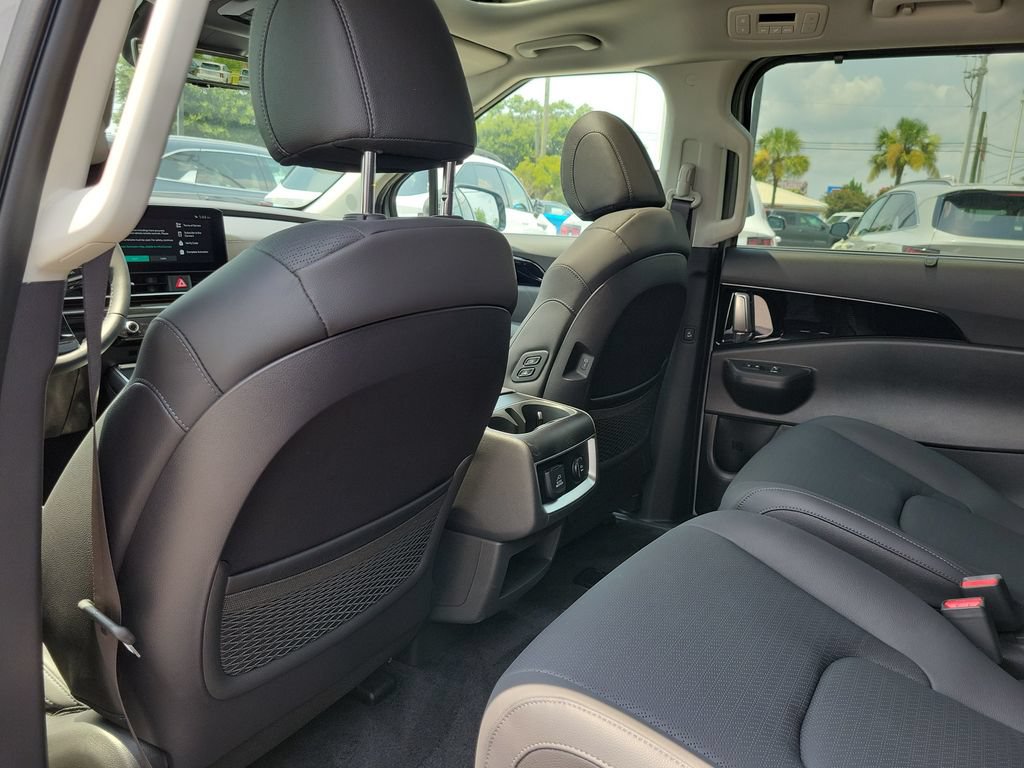New 2026 Kia Carnival SX Prestige FWD image 21