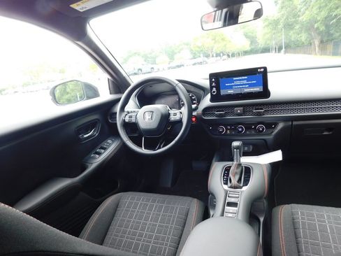 Certified 2026 Honda HR-V Sport image 3