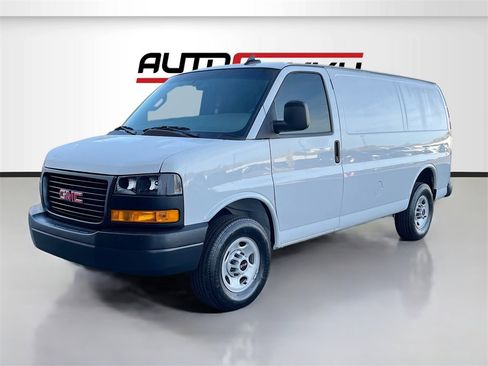 Used 2024 GMC Savana 2500 Work Van w/ Driver Convenience Package image 3