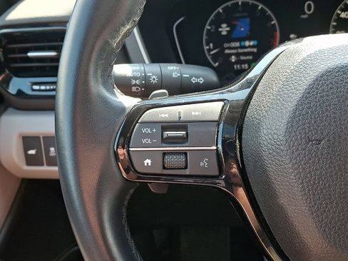 Used 2024 Honda Pilot Touring image 22
