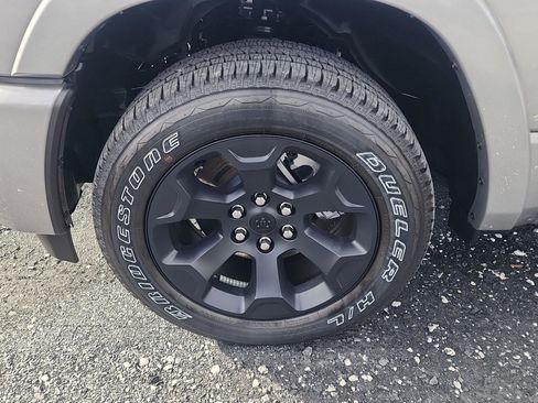 New 2025 RAM 1500 Big Horn image 9