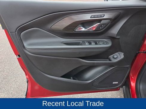 Used 2024 GMC Terrain SLT w/ Infotainment Package II AWD/4WD image 15