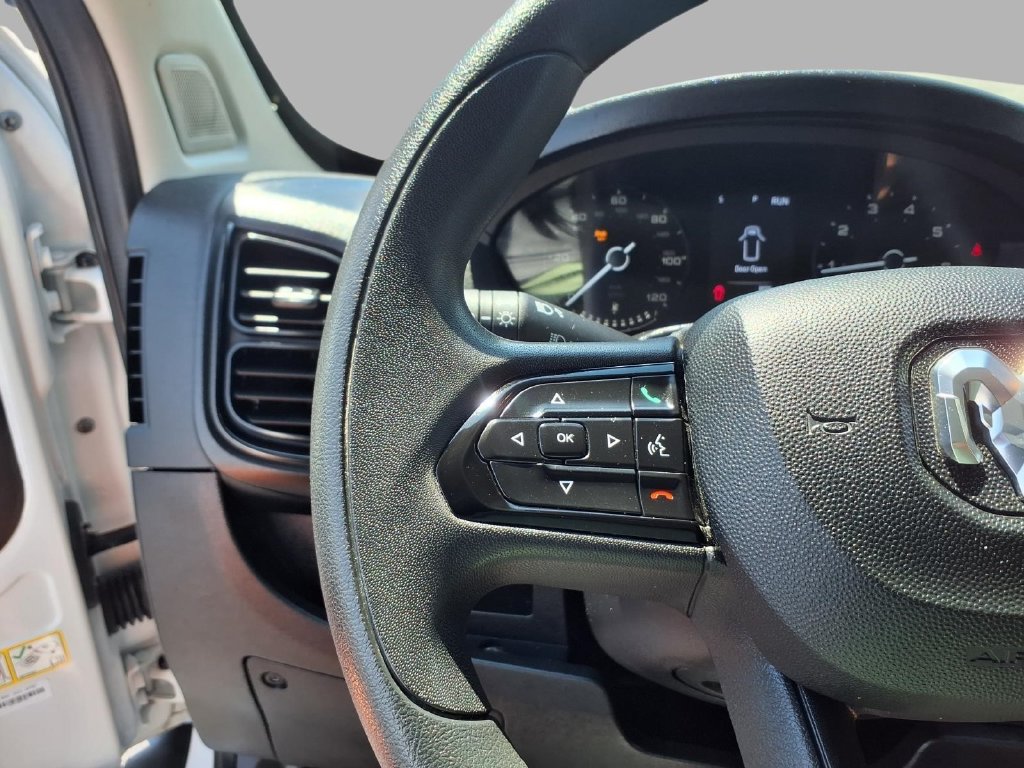 Used 2025 RAM ProMaster 2500 w/ Convenience Group FWD image 11