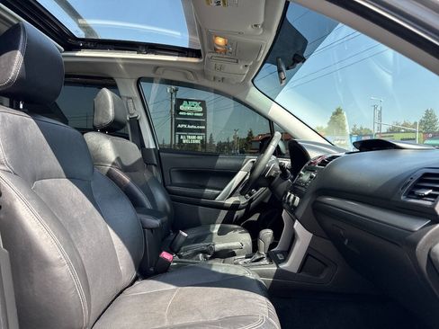 Used 2015 Subaru Forester 2.0XT Touring AWD/4WD image 16